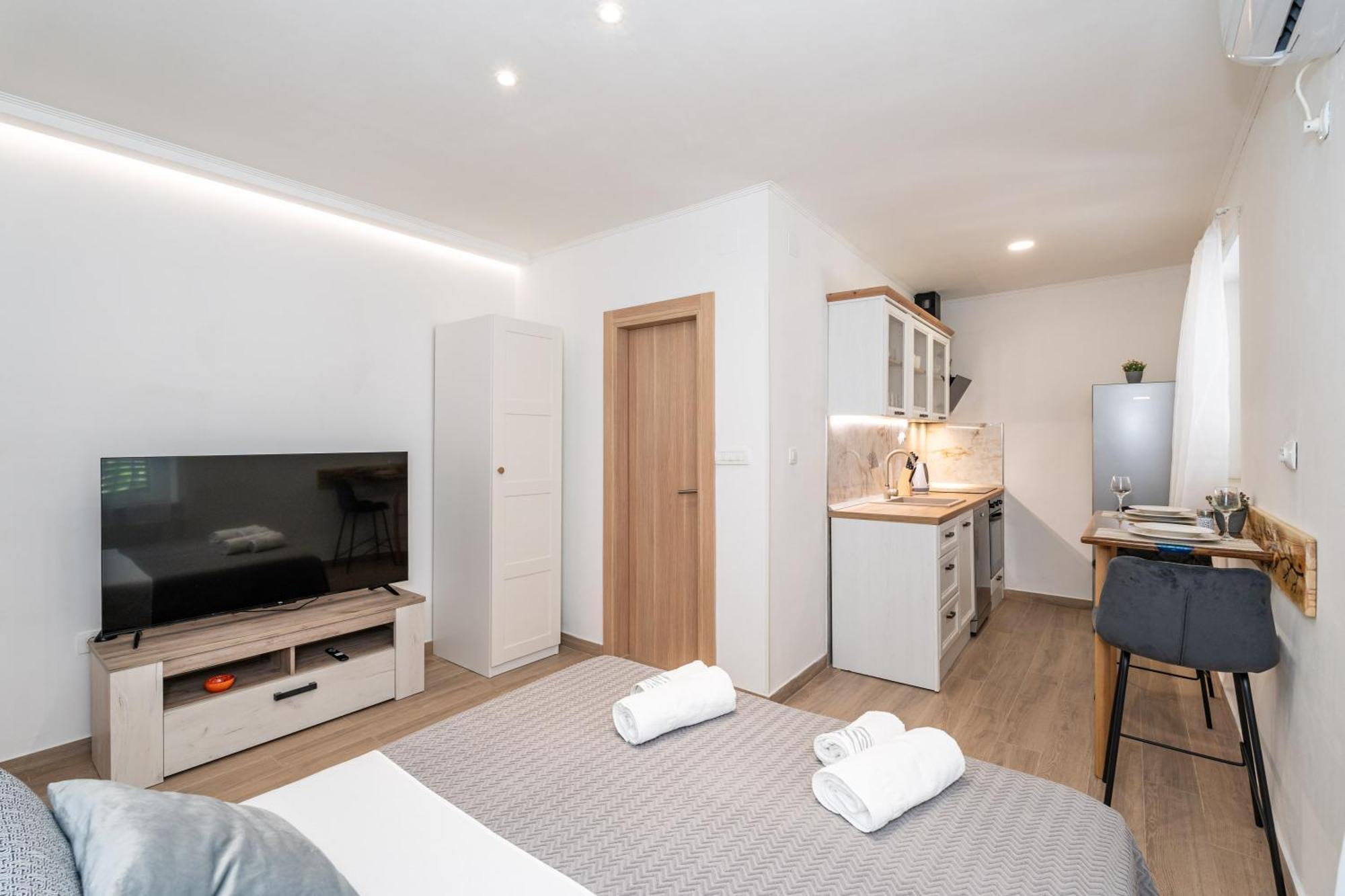 Apartamento Anmarie With Free Parking Dubrovnik Habitación foto